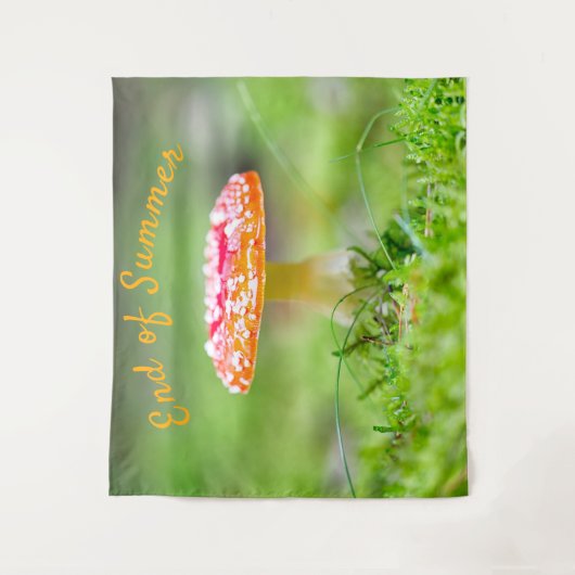 夏のキノコの写真の最後の秋赤と緑 タペストリー (正面)