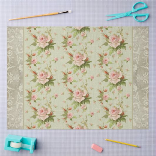 夏のコテージピンクのバラが木の切り離しをスクロール 薄葉紙 (クラフト)