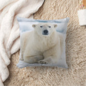 夏のパックアイス上の成獣のホッキョクグマ クッション (ブランケット)
