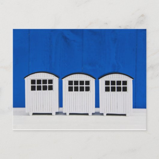 夏のビーチは青と白のキャビン ポストカード (正面)