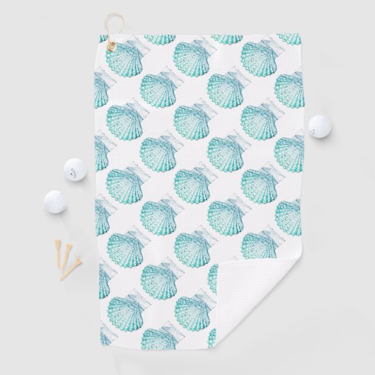 夏のビーチティール（緑がかった色）ブルーウォーター色のマーメイドシーシェル ゴルフタオル (インサイチュ)