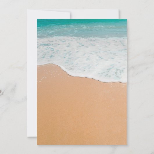 夏のビーチ結婚式ハートの砂の名前 招待状 (裏面)