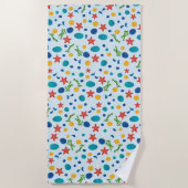 夏のビーチ（ヒトデ、貝殻、小石） ビーチタオル (正面)