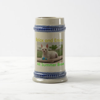 夏のマグの飲み物は、すべての夏の醸造物楽しみ、 ビールジョッキ