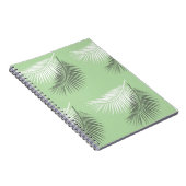 夏のモダンヤシの木の葉の背景のセージ緑 ノートブック (右側)