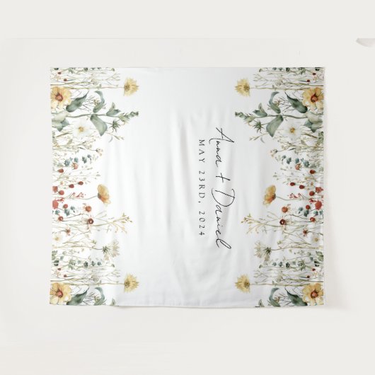 夏のワイルドフラワー畑のウェディング タペストリー (正面(横))