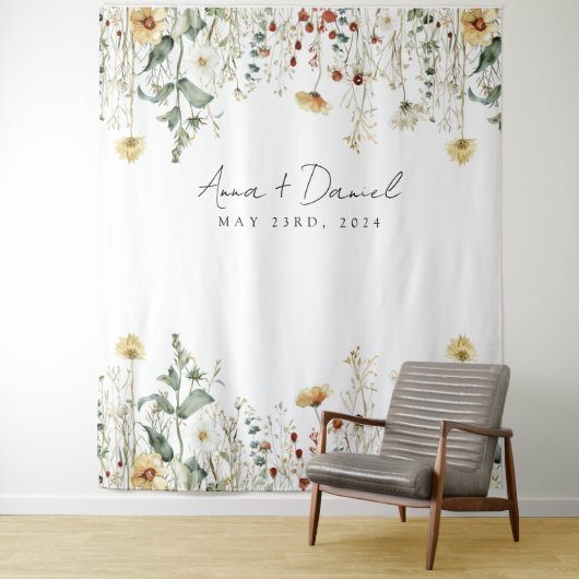 夏のワイルドフラワー畑のウェディング タペストリー (インサイチュ)