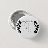 夏の中夏に「彼女は小さいが激しい 缶バッジ (正面&裏面)