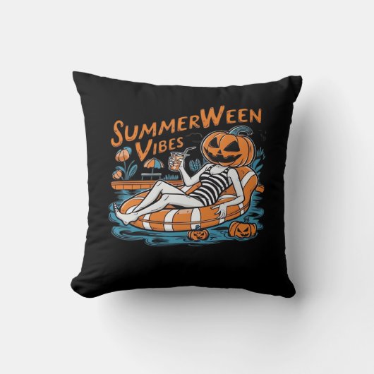 夏の夏の間の不気味雰囲気、ハロウィーンの贈り物 クッション (正面)