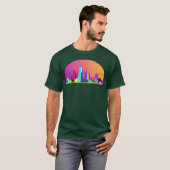 夏の夕方の都会のスカイラインの少女 Tシャツ (正面フル)