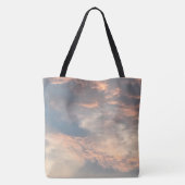 夏の夕日の空の青、ほこりっぽいピンク、灰色、黄色 トートバッグ (裏面)