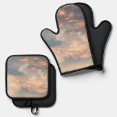 夏の夕日の空の青、ほこりっぽいピンク、灰色、黄色 鍋つかみ&鍋敷きセット (正面/裏面)