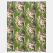 夏の太陽に輝くカピバラの夢 フリースブランケット (正面)