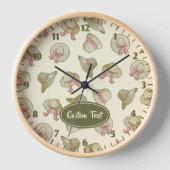 夏の帽子（黄色） 壁時計 (正面)