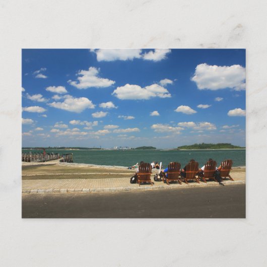 夏の日にボストンハーバーのジョルジュ島 ポストカード (正面)