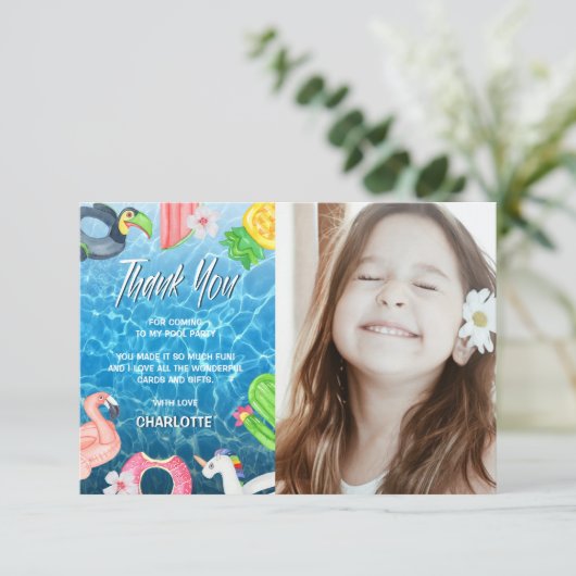 夏の楽しいプール誕生日パーティーの写真 サンキューカード (スタンド正面)