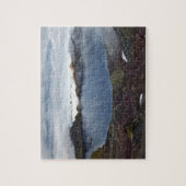 夏の火山景色: 噴火口湖の眺め ジグソーパズル (縦)