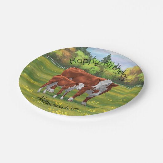 夏の牧草地でヘレフォードカウカフカートカーフ ペーパープレート (アングル)