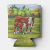 夏の牧草地でヘレフォードカウカフカートカーフ 缶クーラー (裏面)