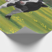 夏の牧草地でホルスタイン牛&かわいい子牛 ラッピングペーパー (角)