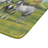 夏の牧草地で絵を描のリンゴ灰色の馬 カッティングボード (角)