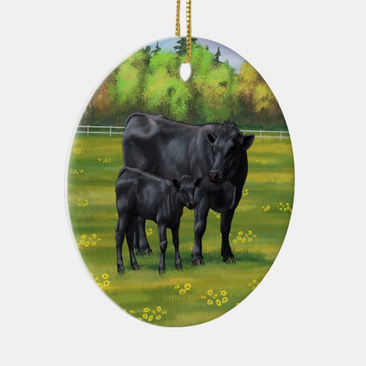 夏の牧草地に黒アンガスカウカワイカフカーフ セラミックオーナメント (右)