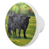 夏の牧草地に黒アンガスカウカワイカフカーフ セラミックノブ (右)