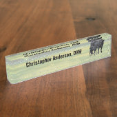 夏の牧草地に黒アンガスカウカワイカフカーフ デスクネームプレート (側面)