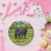 夏の牧草地に黒アンガスカウカワイカフカーフ ペーパープレート (パーティー)