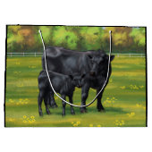 夏の牧草地に黒アンガスカウカワイカフカーフ ラージペーパーバッグ (裏面)