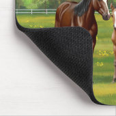 夏の牧草地の茶色のベイクォーターウマ マウスパッド (コーナー)