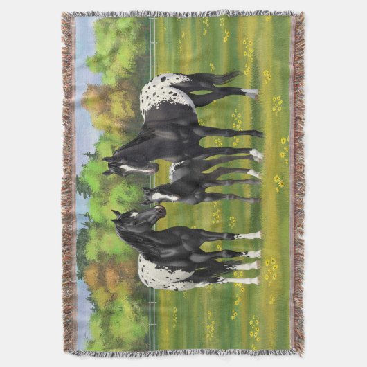 夏の牧草地の黒いアパロオーサの馬 スローブランケット (正面縦)