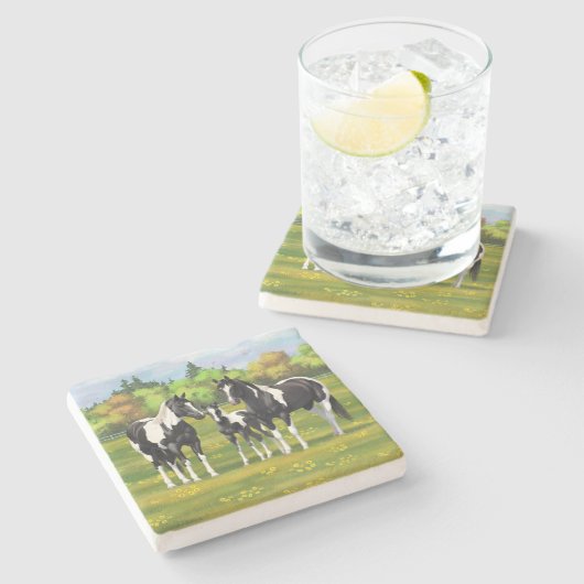 夏の絵を描牧草地の黒いピント四分の馬 ストーンコースター (横)