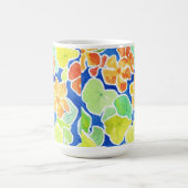 夏の緋色の赤、オレンジと黄色のナスタティウム コーヒーマグカップ (中央)