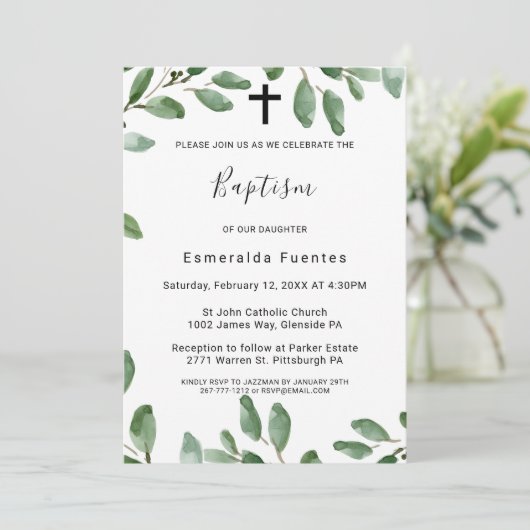 夏の緑の熱帯性ユーカリ十字洗礼 招待状 (スタンド正面)