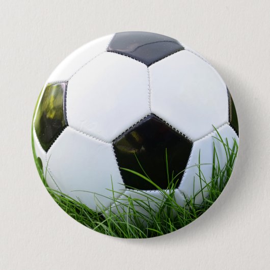 夏の草のサッカーボール 缶バッジ (正面)