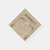 夏の裸の足の足跡を砂に スタンダードカクテルナプキン (角)