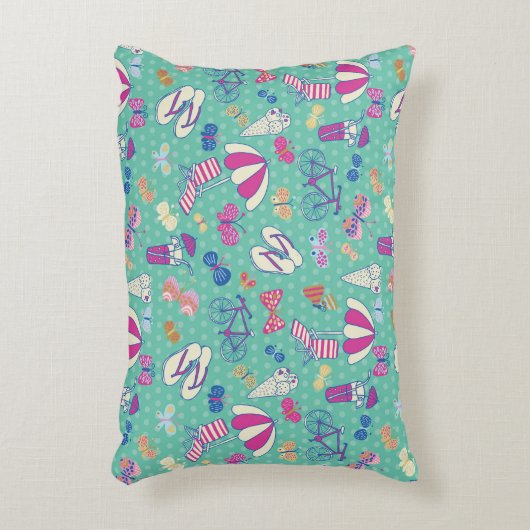 夏の要素が付いている美しいパターン アクセントクッション (正面(垂直))