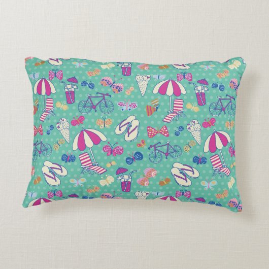 夏の要素が付いている美しいパターン アクセントクッション (裏面)