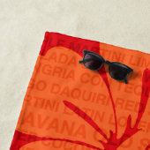 夏の言葉カクテルとハイビスカス – 赤 ビーチタオル (インサイチュ)