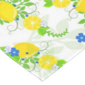 夏らしい青と黄色のレモンの花柄 テーブルクロス (アングル)