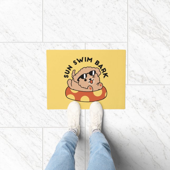 夏クール犬フローティング – かわいい子犬プールパーティー ドアマット (室内)