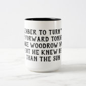 夏時間調整のマグ ツートーンマグカップ (中央)