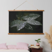 夏期シルバーレインドロップオンダークグリーン離れ 吊り下げ型タペストリー (寝室)