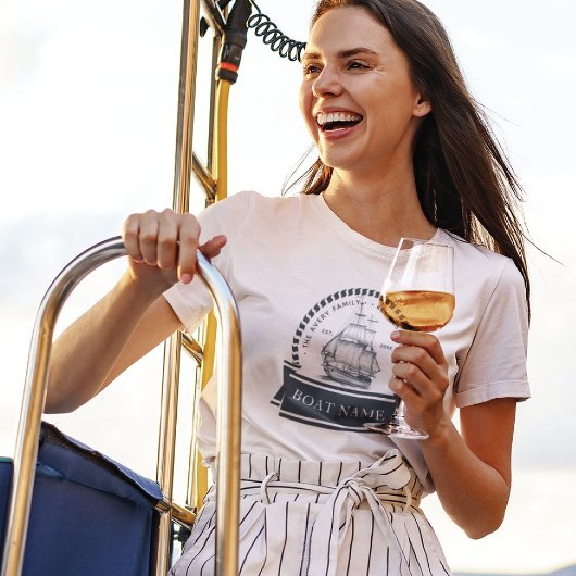 夏航海ののパーソナライズされたボート名 Tシャツ