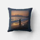 夕べと私の犬のビーチ クッション (裏面)