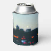 夕べワルシャワ: Blurry Cityscapeシルエット。 缶クーラー (缶裏面)