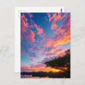 夕日と雲鮮やかの踊りがストリーム上 ポストカード (正面/裏面)