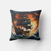 夕日に嵐の海と戦う海賊船 クッション (裏面)