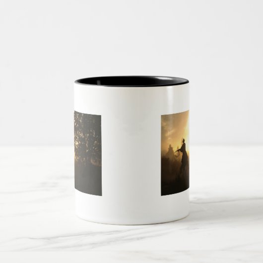 夕日に投げ縄を持つカウボーイ ツートーンマグカップ (中央)